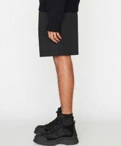 Frame-denim Men Cotton Wide Short -- Noir
