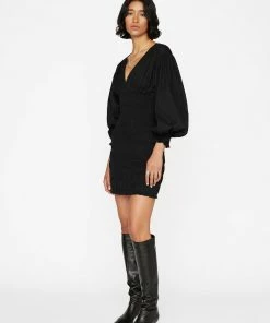 Budget 👍 Frame-denim 👩 Women V-Neck Smocked 👗 Dress -- Noir 🎉 10 Frame-denim Women V-Neck Smocked Dress -- Noir