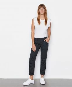 Frame-denim Banded Bottom Trapunto Moto Pant -- Washed Black