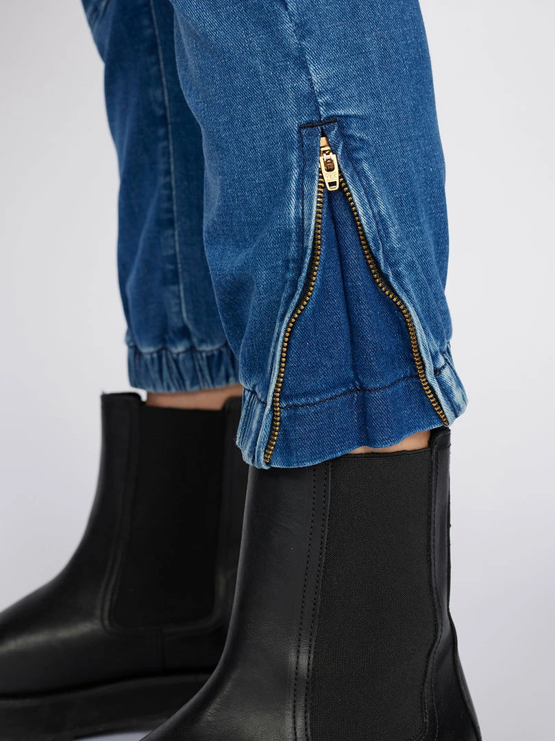 Best deal ๐ Frame-denim ๐ฉ Women Banded Bottom Trapunto Pant -- Waltz ๐ 5 Frame-denim Women Banded Bottom Trapunto Pant -- Waltz