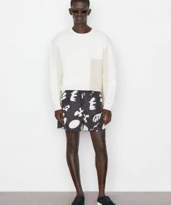 Frame-denim Nylon Active Short -- Noir Print