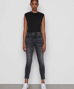 Frame-denim Women Le One Skinny Crop -- Hughes