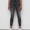 Frame-denim Women Le One Skinny Crop -- Hughes