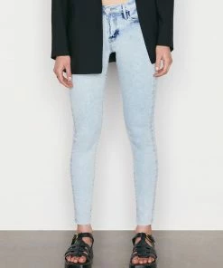 Frame-denim Women Le Skinny De Jeanne Crop -- Atwood