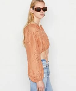 Brand new โค๏ธ Frame-denim ๐ฉ Women Shirred Crop Eyelet Blouse -- Terracotta ๐ 11 Frame-denim Women Shirred Crop Eyelet Blouse -- Terracotta