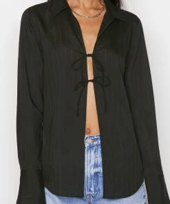 Frame-denim Delicate Tie Front Top -- Noir